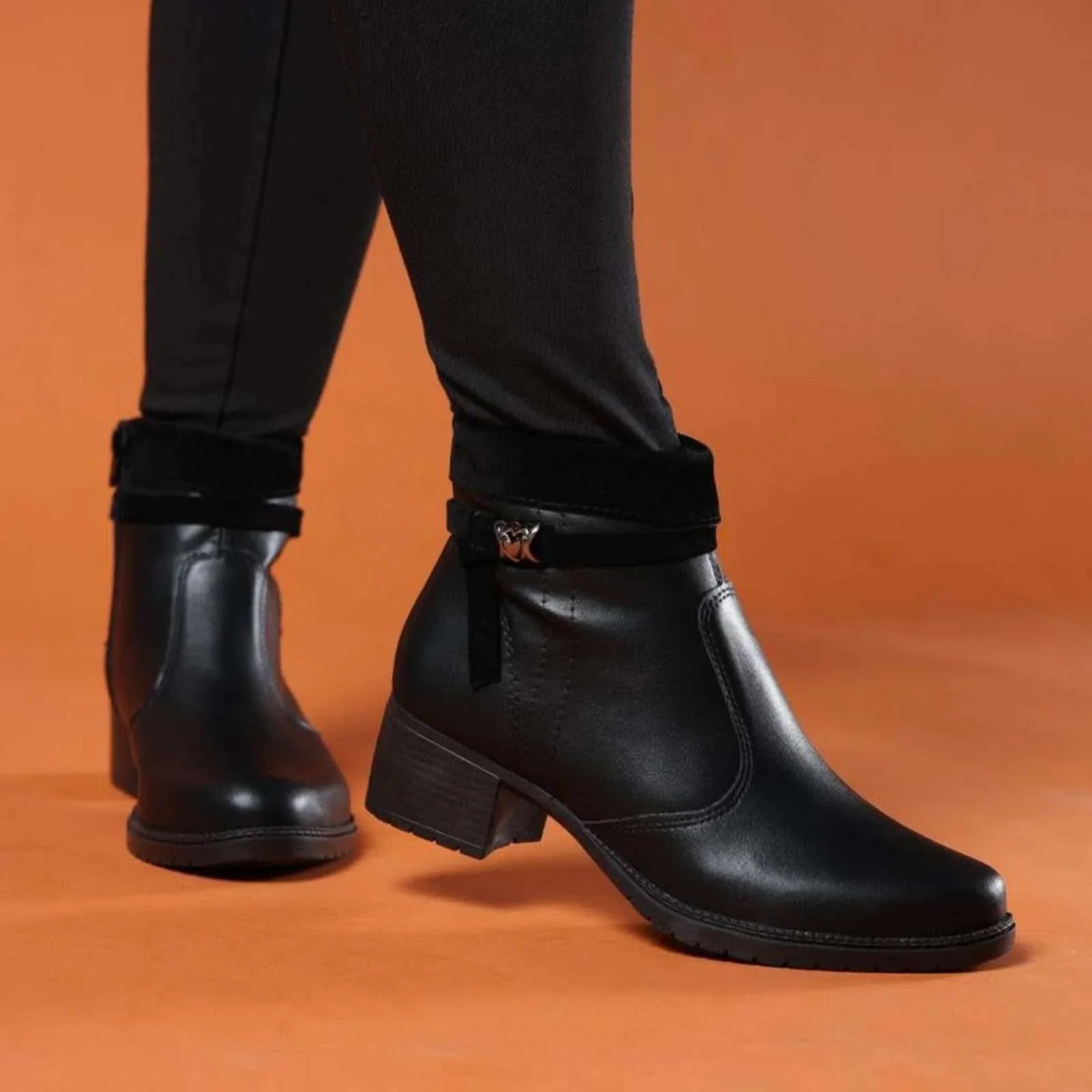 BOTA FEMININA COURO NAPA CONFORT JHENY - Banana Calçados -